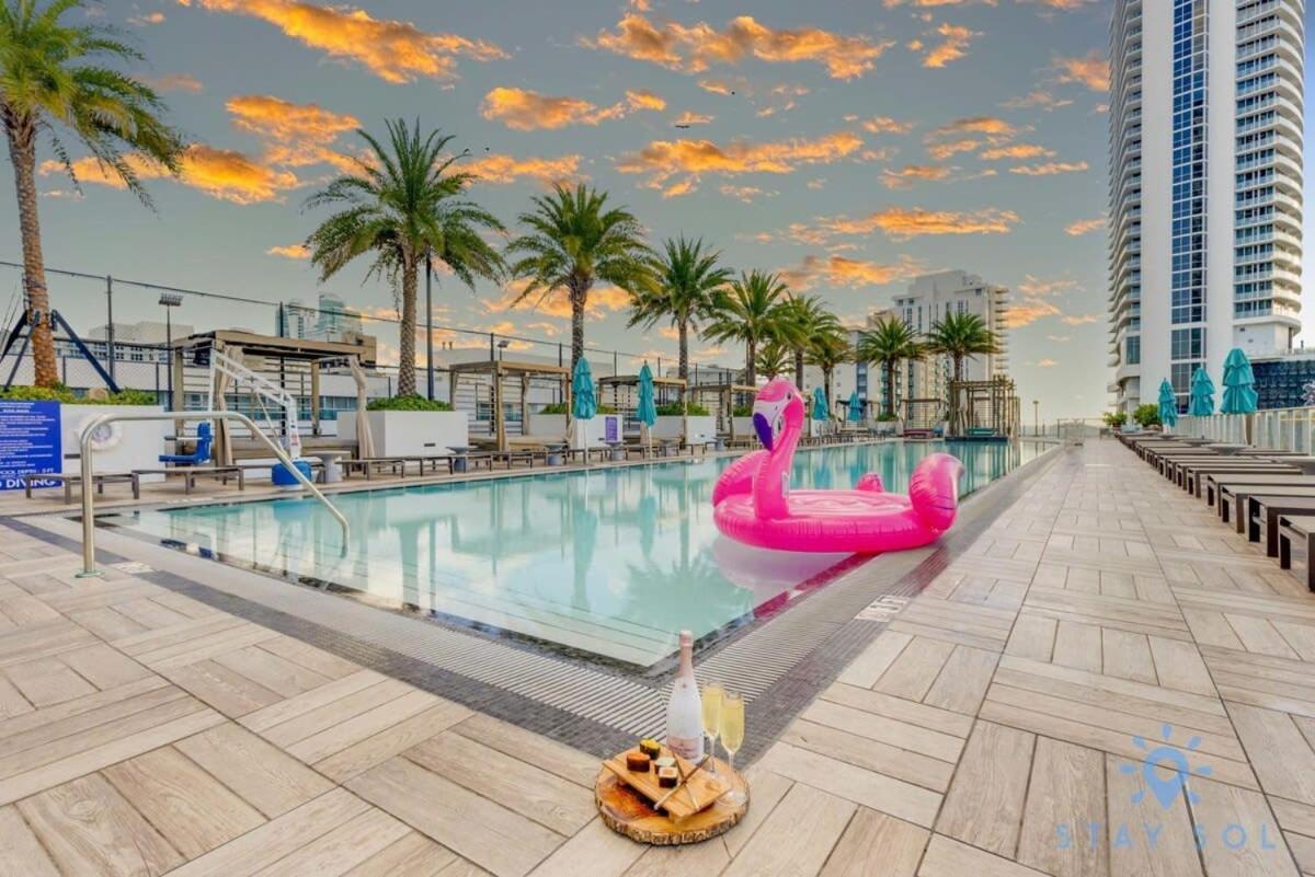 Bayview Luxury: 3Br Pools Oceanfront Amenities Apartment Hollywood Exterior photo